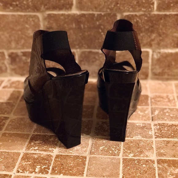 Marni Vintage 2 Toned wedges - Picture 5 of 11